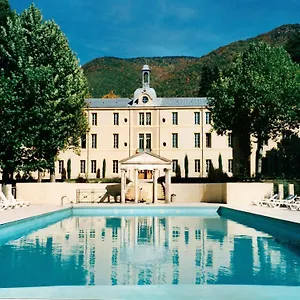 A Beautiful 2 Persons In A Chateau With Swimming Pool Appartement